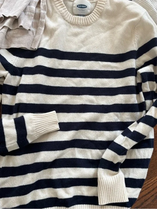 Spring sweater bundle 4 medium - jcrew old navy lo - Picture 3 of 9